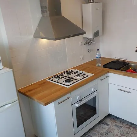 Apartment Memoria 49 *