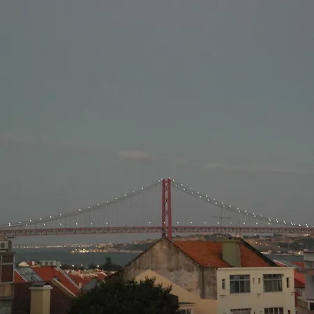 Memoria 49 * Lisbon